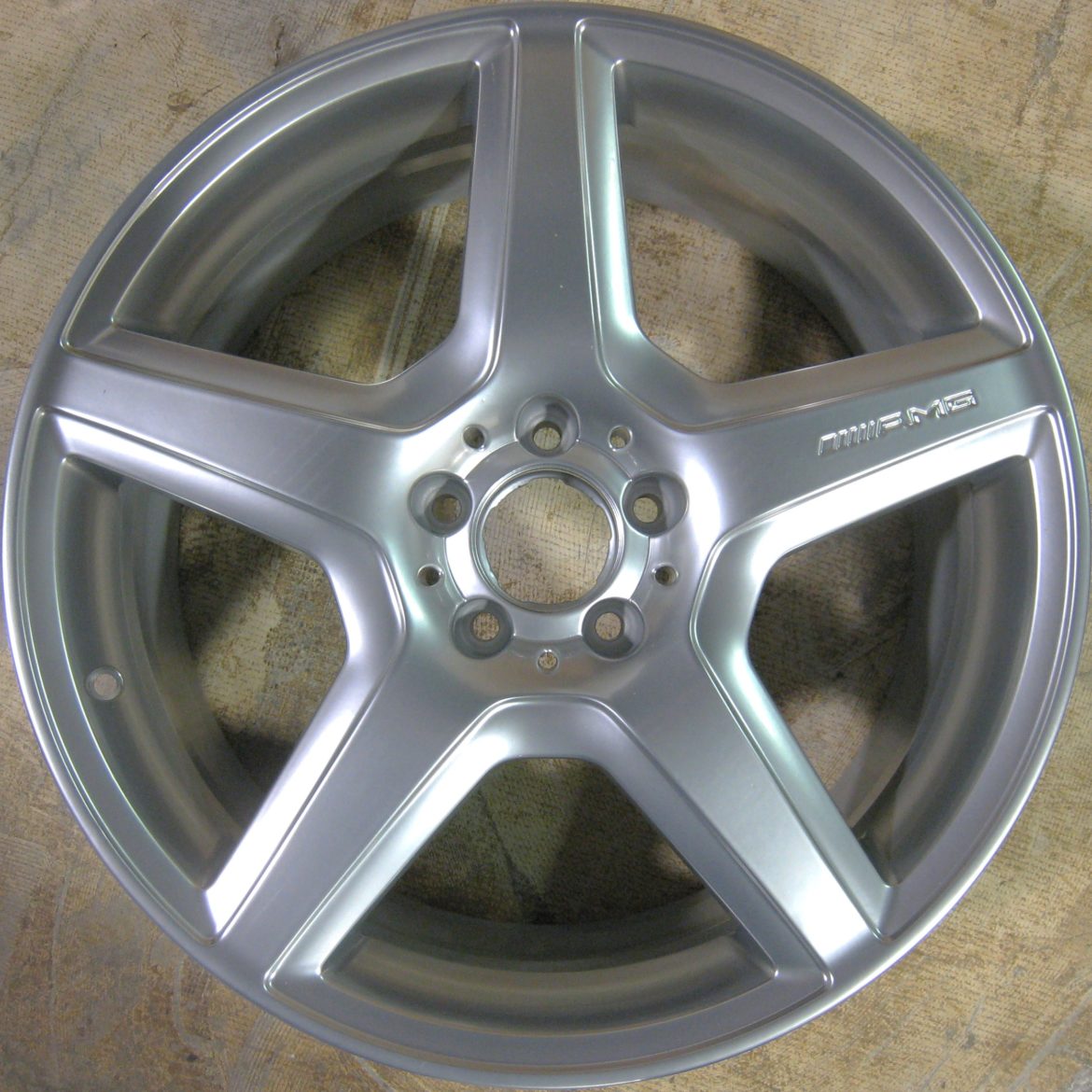 Mercedes S550 85061H OEM Wheel | 2214012402 | OEM Original Alloy Wheel