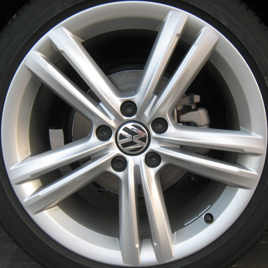 Volkswagen 69929S OEM Wheel | 561601025C8Z8 | OEM Original Alloy Wheel